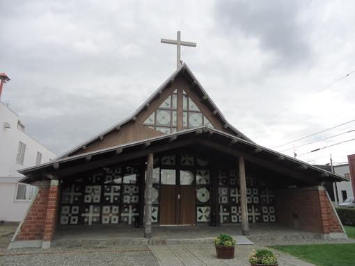 札幌聖ミカエル教会（アントニ－・レ－モンド）"